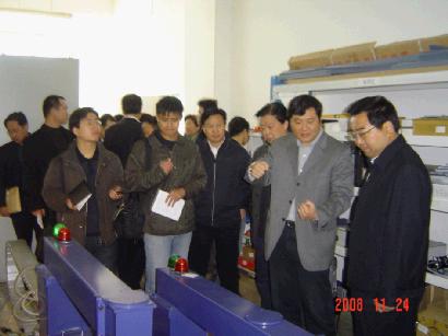 省委常委洛阳市党委书记连维良率市有关领导来我公司考察